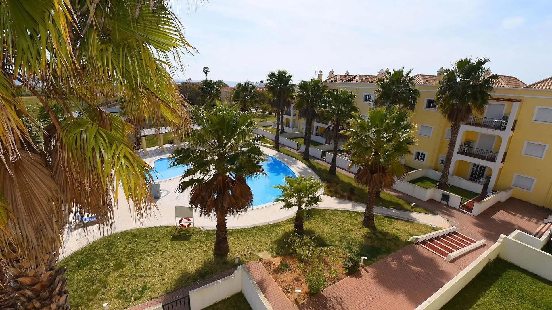 Praia Da Lota Apartments