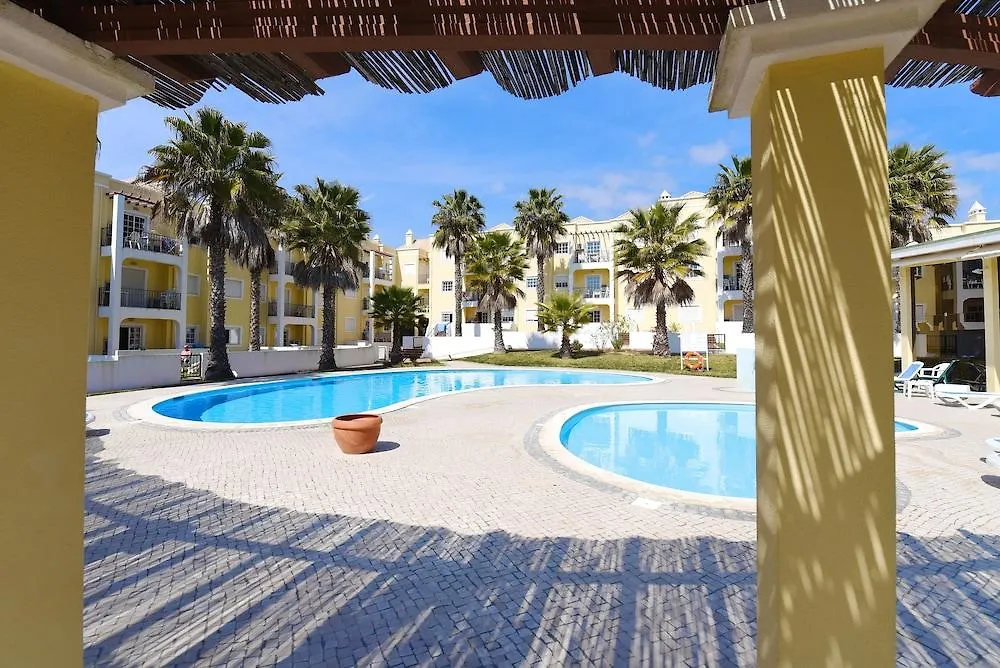 Praia Da Lota Apartments