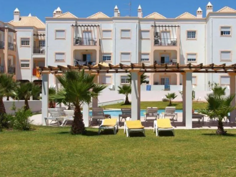 Praia Da Lota Apartments
